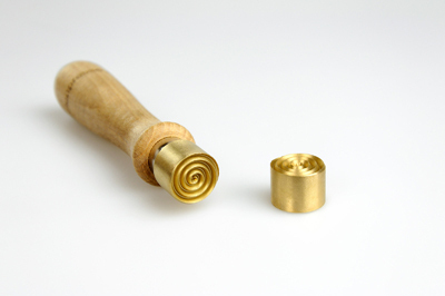 Stempel mit feiner Spirale, 20mm, mit Unterlage